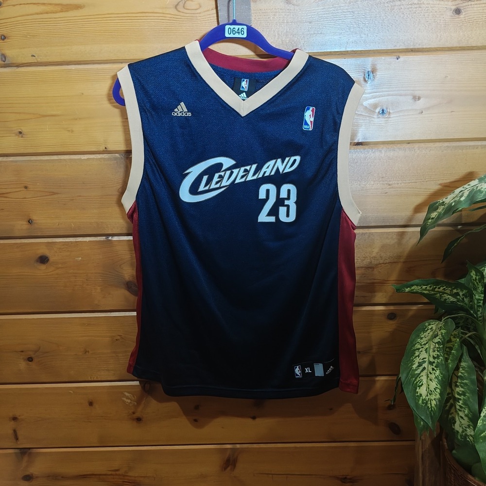 Lebron James Basketball Jersey Cleveland Cavs Swingman Adidas Size XL NBA 23‎